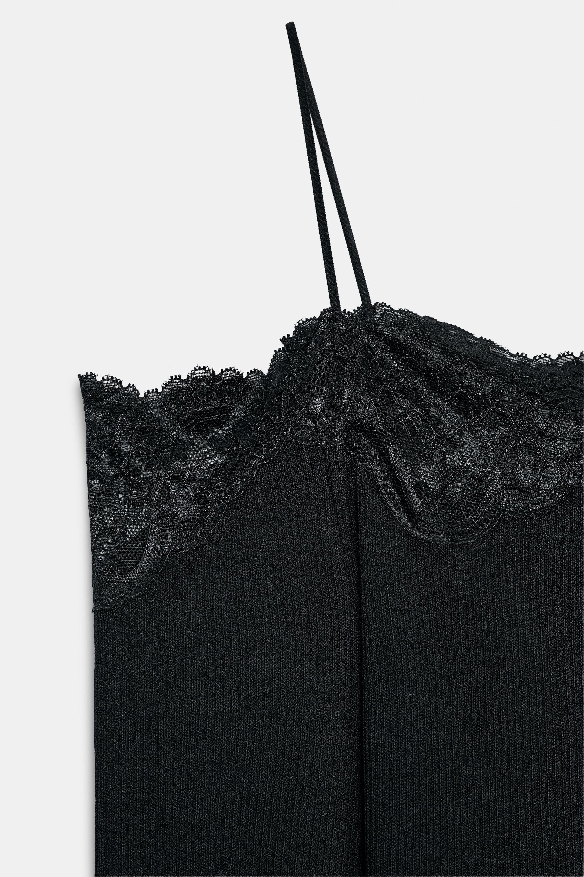 OFF-THE-SHOULDER T-SHIRT